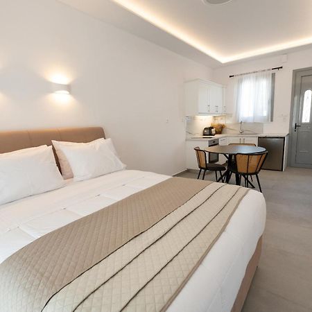 Poros Town Sophie'S Apartments 3&4 מראה חיצוני תמונה