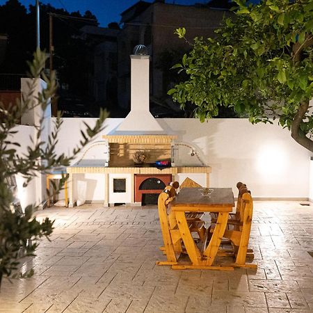Poros Town Sophie'S Apartments 3&4 מראה חיצוני תמונה