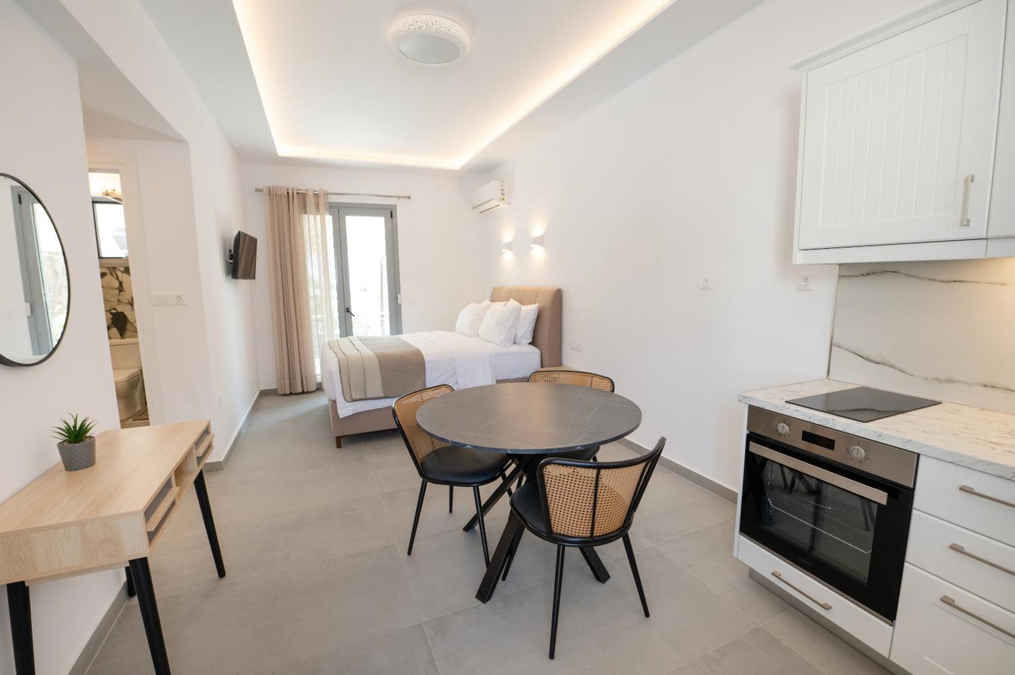 Poros Town Sophie'S Apartments 3&4 מראה חיצוני תמונה