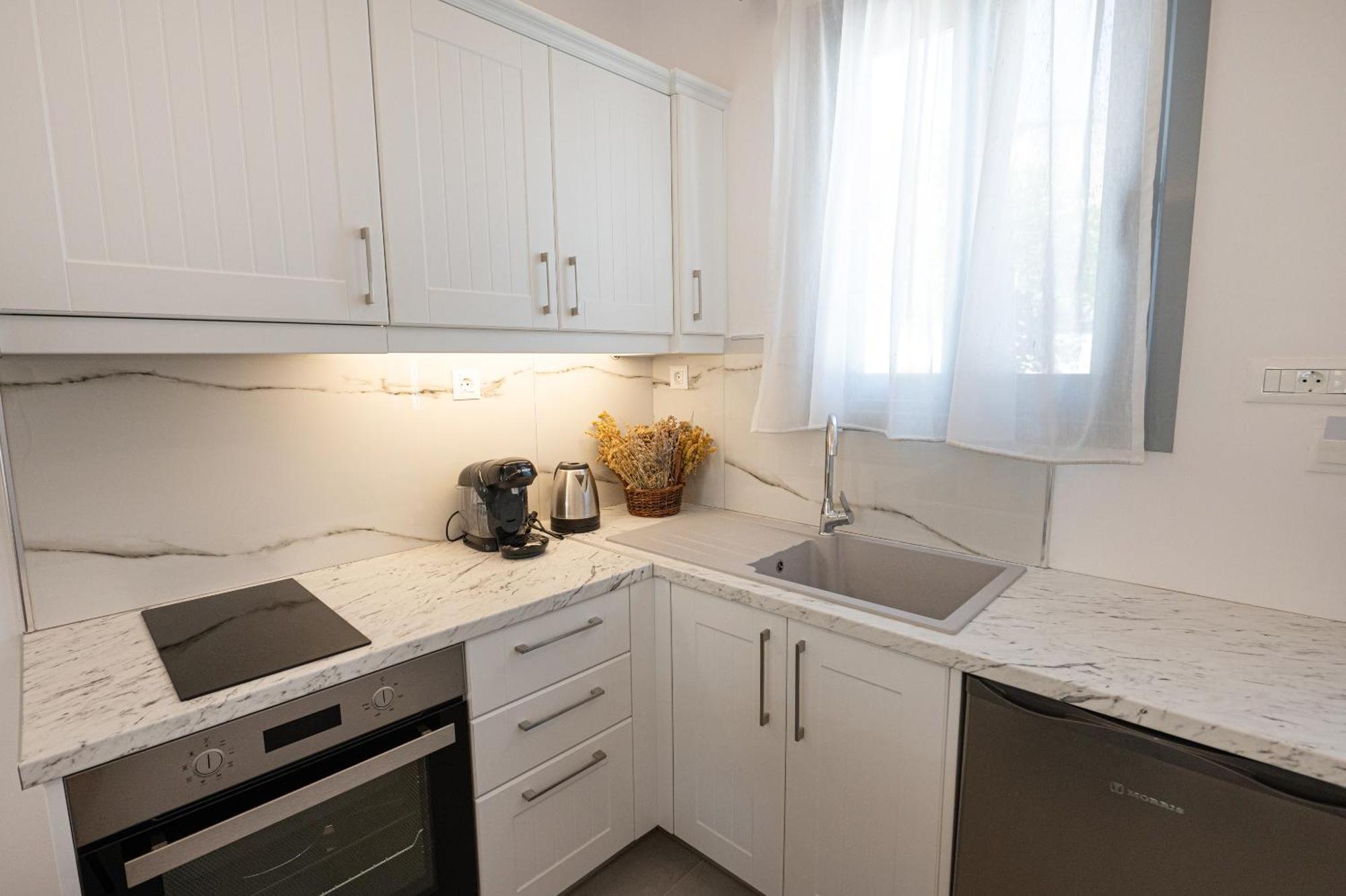 Poros Town Sophie'S Apartments 3&4 מראה חיצוני תמונה